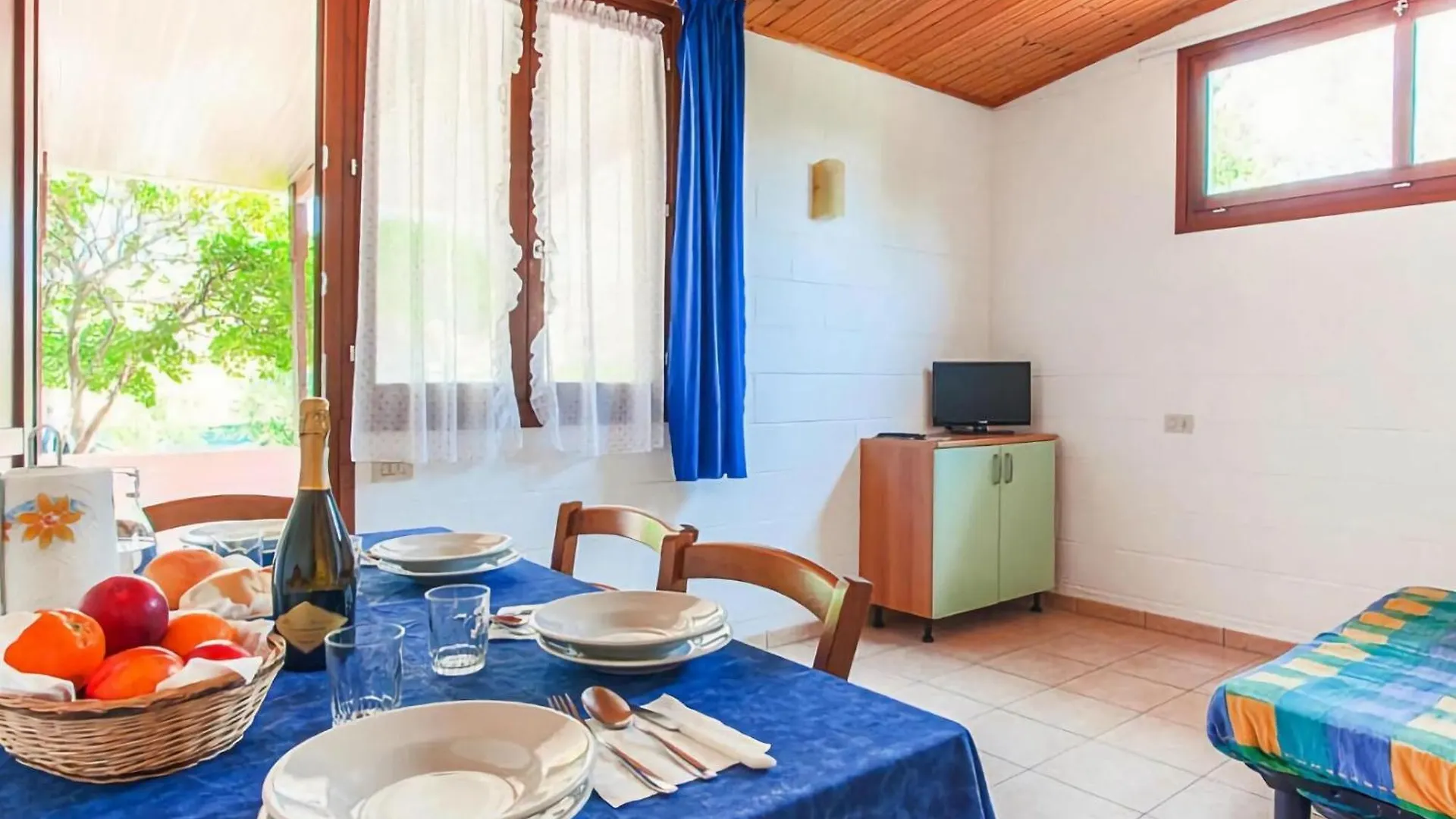 Bungalow In The Rosolina Mare With A Paid Sauna Italy
